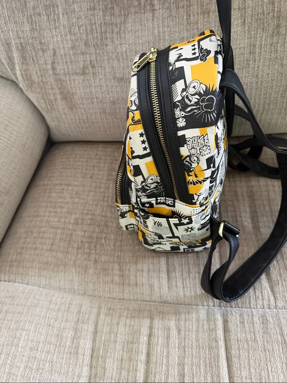 Loungefly minion graphic